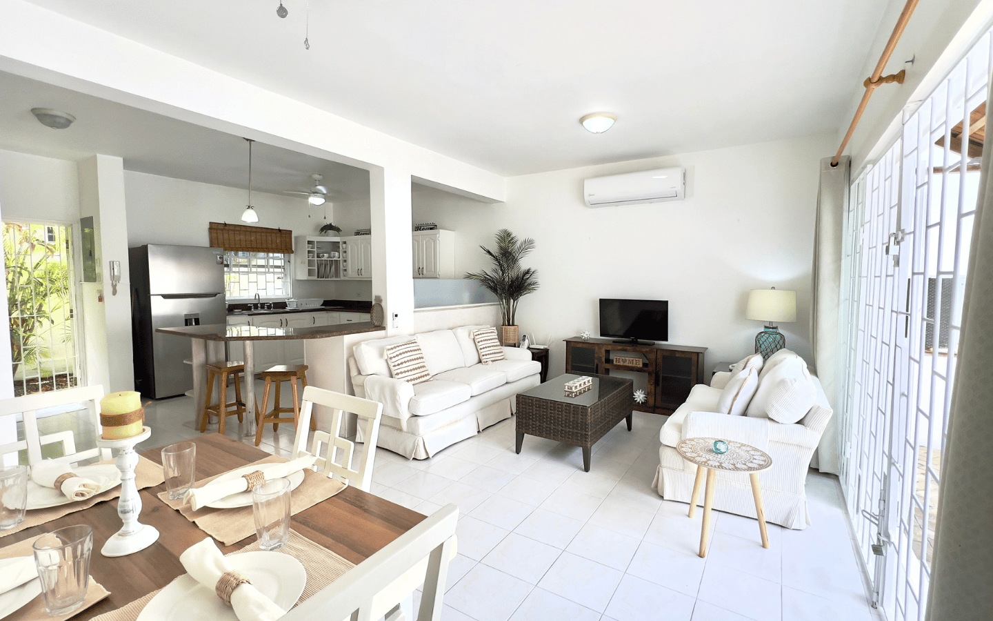 RENTED – Move-in Ready Townhouse on the South Coast For Rent