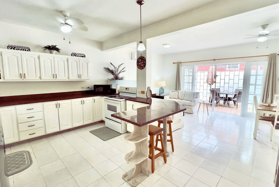 RENTED – Move-in Ready Townhouse on the South Coast For Rent