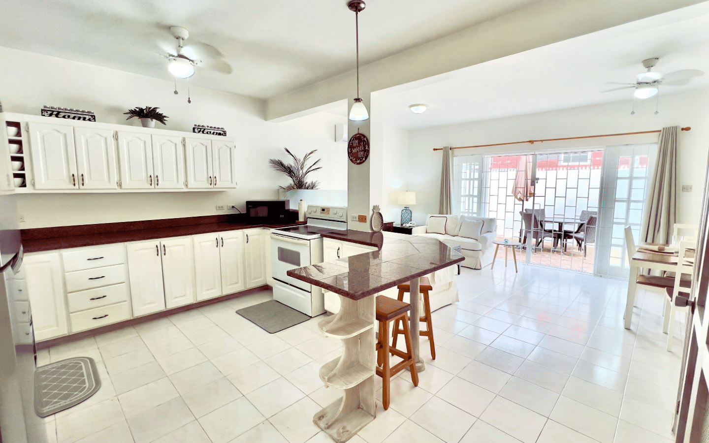 RENTED – Move-in Ready Townhouse on the South Coast For Rent