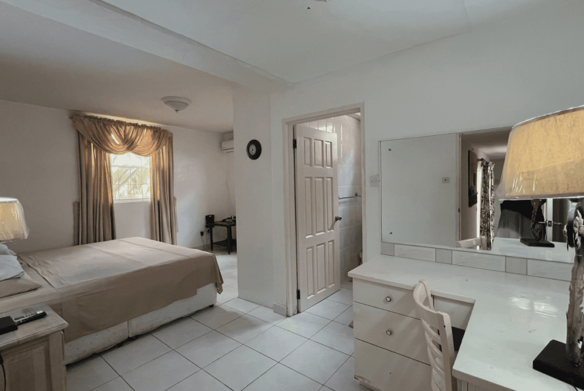 ~RENTED~ Sheraton Heights, Christ Church, Barbados
