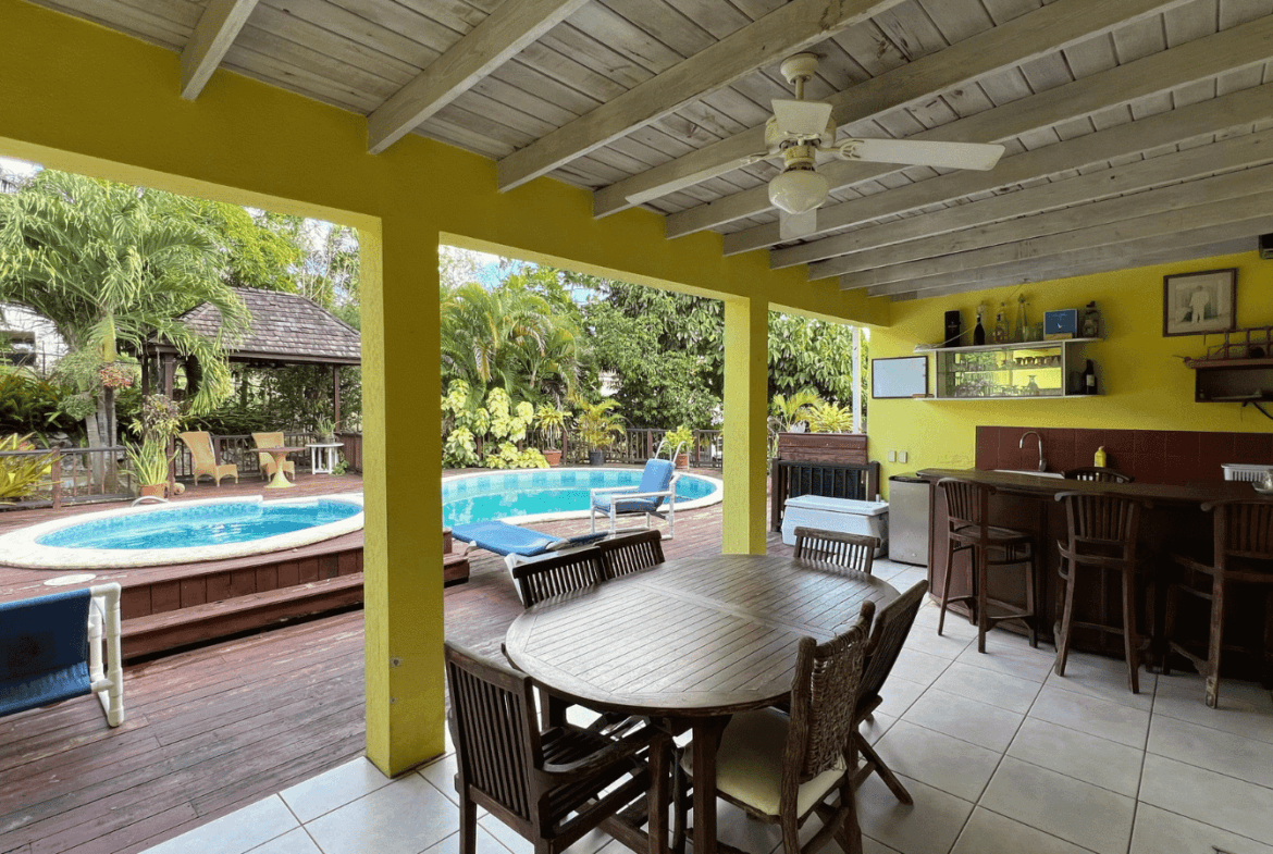 ~RENTED~ Sheraton Heights, Christ Church, Barbados