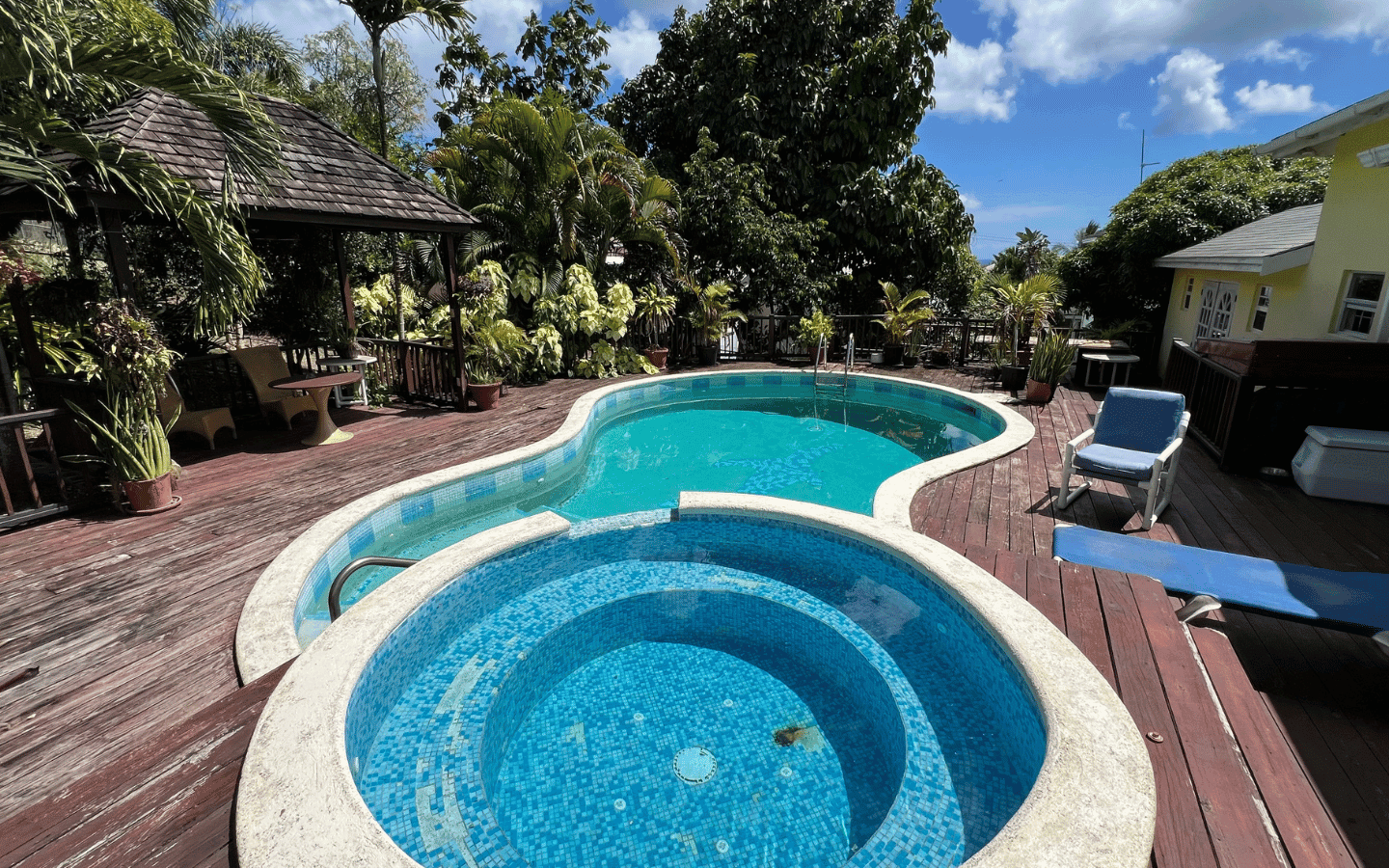 ~RENTED~ Sheraton Heights, Christ Church, Barbados