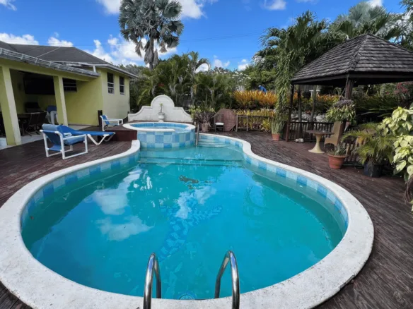 ~RENTED~ Sheraton Heights, Christ Church, Barbados