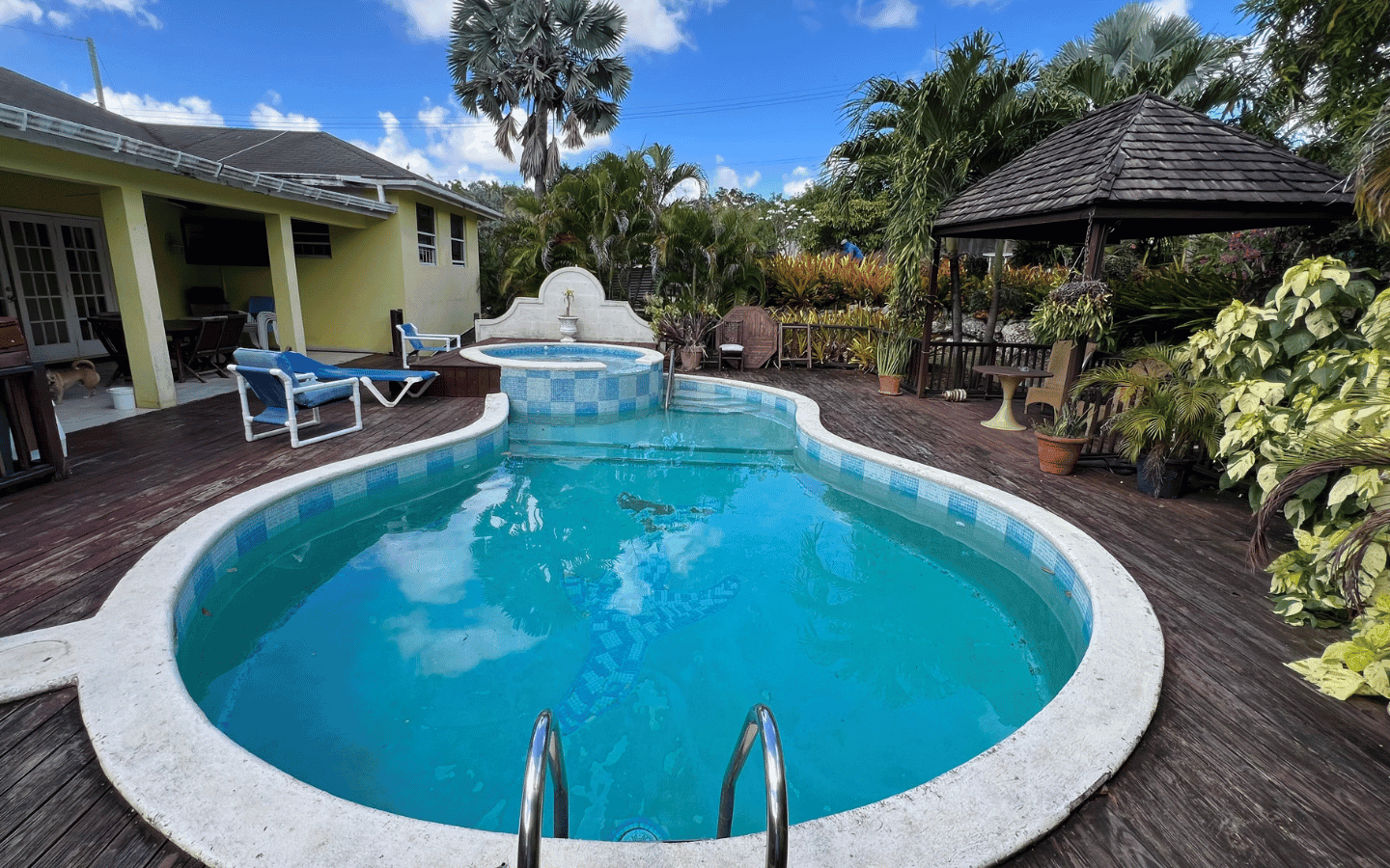~RENTED~ Sheraton Heights, Christ Church, Barbados