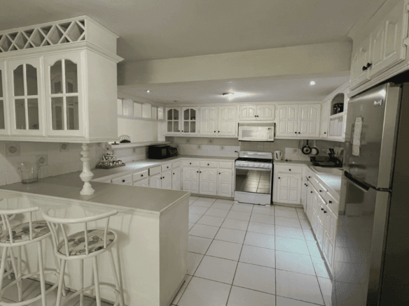 ~RENTED~ Sheraton Heights, Christ Church, Barbados