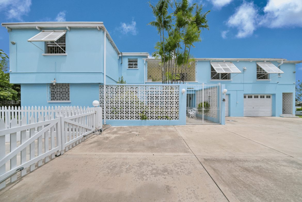 large spacious family home with income potential apartment granny flat rental prime location for sale south coast close to shopping schools supermarkets central island life realty real estate roi investment property to sell buy rent