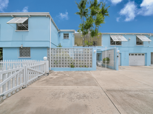 large spacious family home with income potential apartment granny flat rental prime location for sale south coast close to shopping schools supermarkets central island life realty real estate roi investment property to sell buy rent