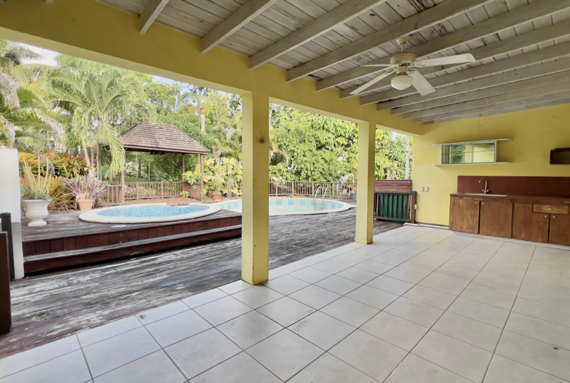 Extensive Multi-Generational Income Property For Sale On The South Coast